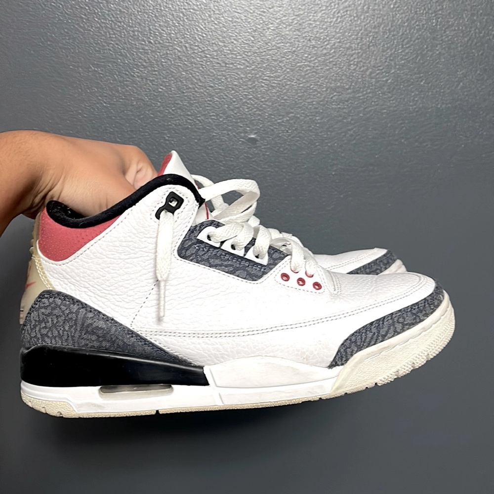 Air Jordan Retro 3